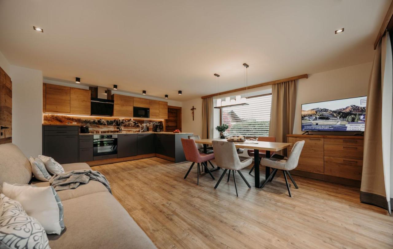 Alpin Apartement G'ret Flachau Buitenkant foto