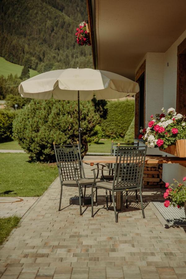 Alpin Apartement G'ret Flachau Buitenkant foto